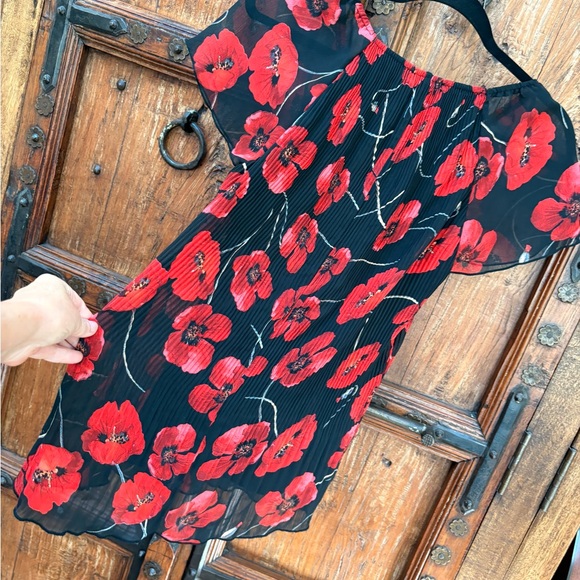Roz & Ali Black Black and Red Poppy M - Picture 7 of 9